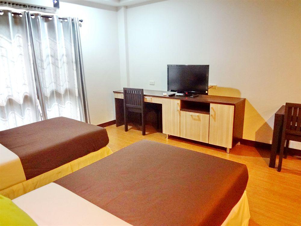 Sleep Tight Hotel Jomtien Beach Buitenkant foto