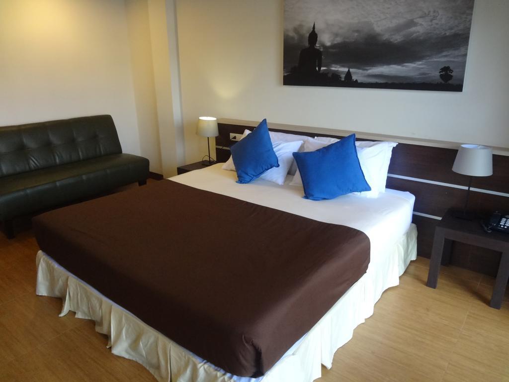 Sleep Tight Hotel Jomtien Beach Buitenkant foto