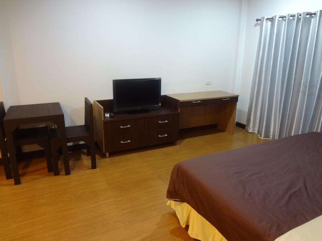 Sleep Tight Hotel Jomtien Beach Buitenkant foto